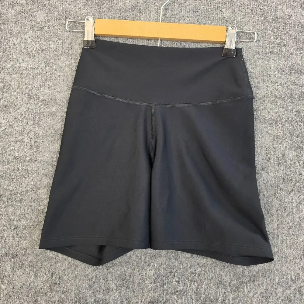 Alo Yoga Shorts Womens XS Airlift High Waist Biker Black Yoga Running Errands
